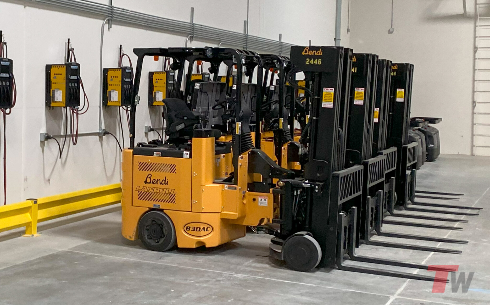 How to Charge a Forklift Battery Total Warehouse