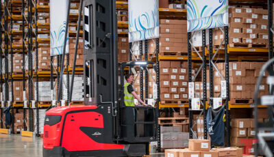 Linde 5231 turret truck
