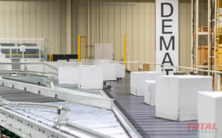 Conveyor Systems in Parcel and Postal